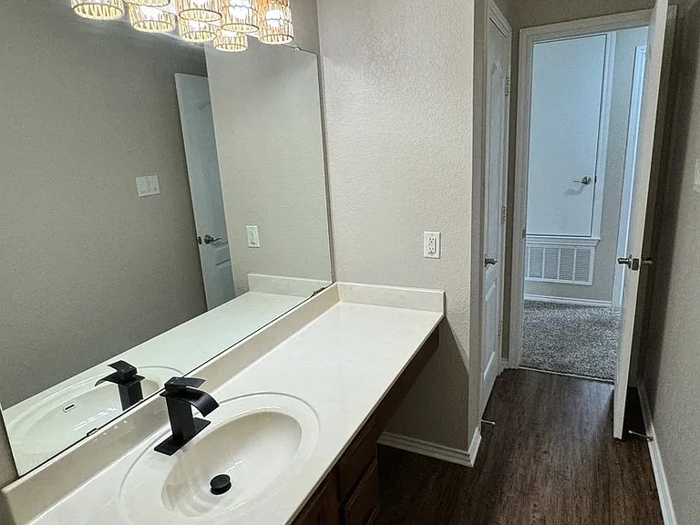 349 Tower Dr — Photo 22