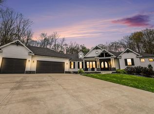 6238 N Ridge Ct, Middleville, MI 49333