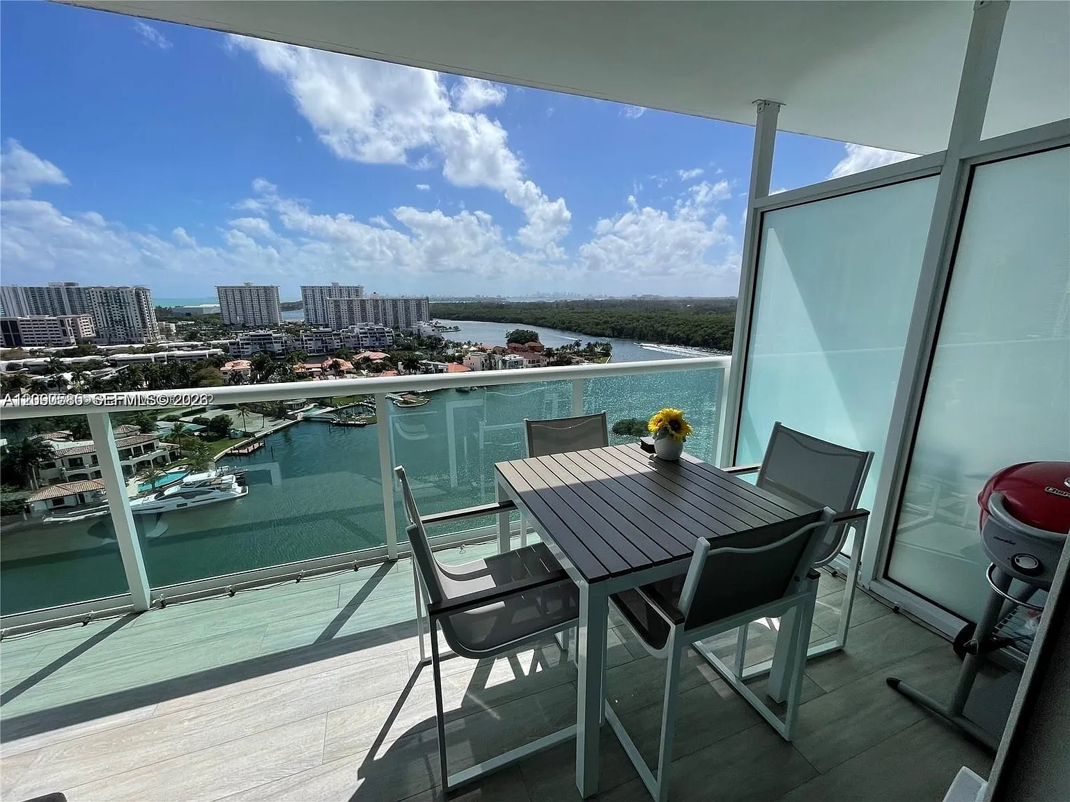 400 Sunny Isles Condo Eas — Photo 4