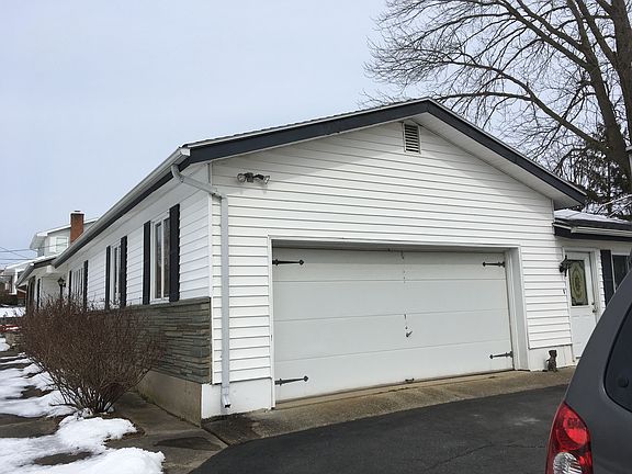 2nd image of 264 Schoeneck Ave