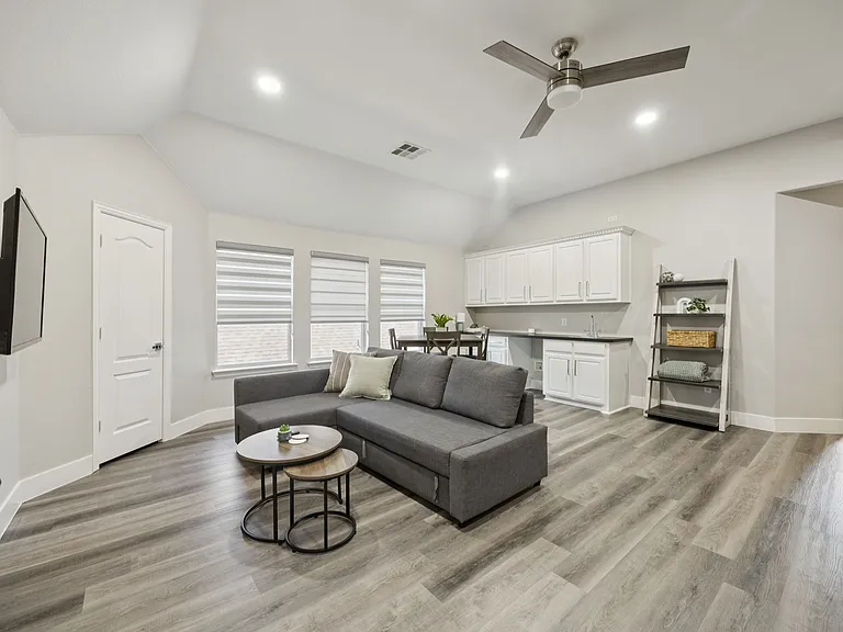 2151 Angel Falls Dr — Photo 29