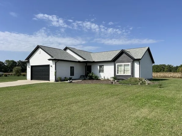 1308 Shurron St, Olney, IL 62450