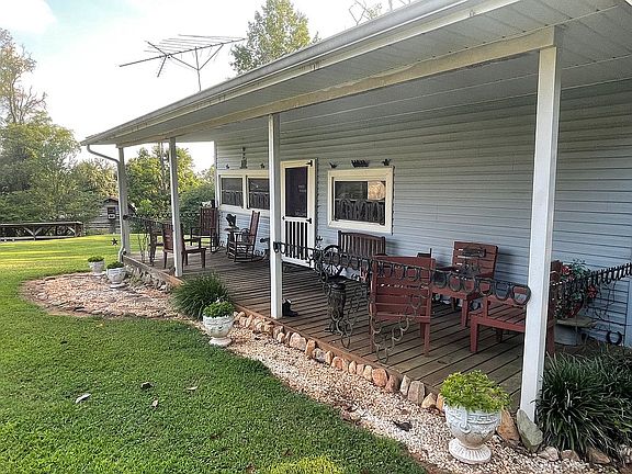 4th image of 121 Wallace Pass Ln