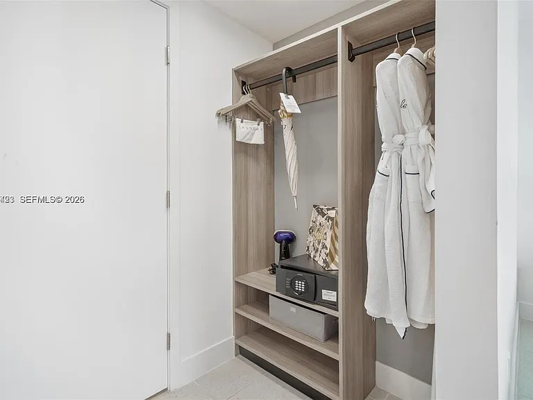 159 NE 6th St #3212 — Photo 7