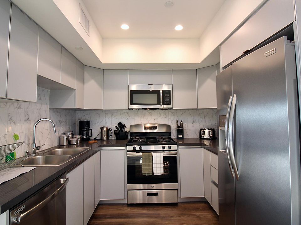 1st image of 1150 N Cahuenga Blvd Ph 2