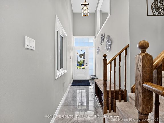 4th image of 40 Ridge Gate Cres