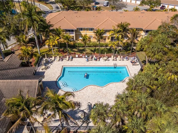 1113 Winding Pines Cir Unit 203, Cape Coral, FL 33909