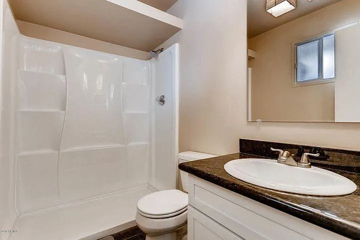 1911 E Huntington Dr — Photo 11