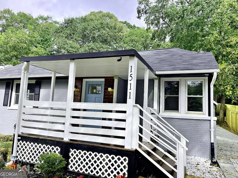1511 Mims St SW — Photo 13