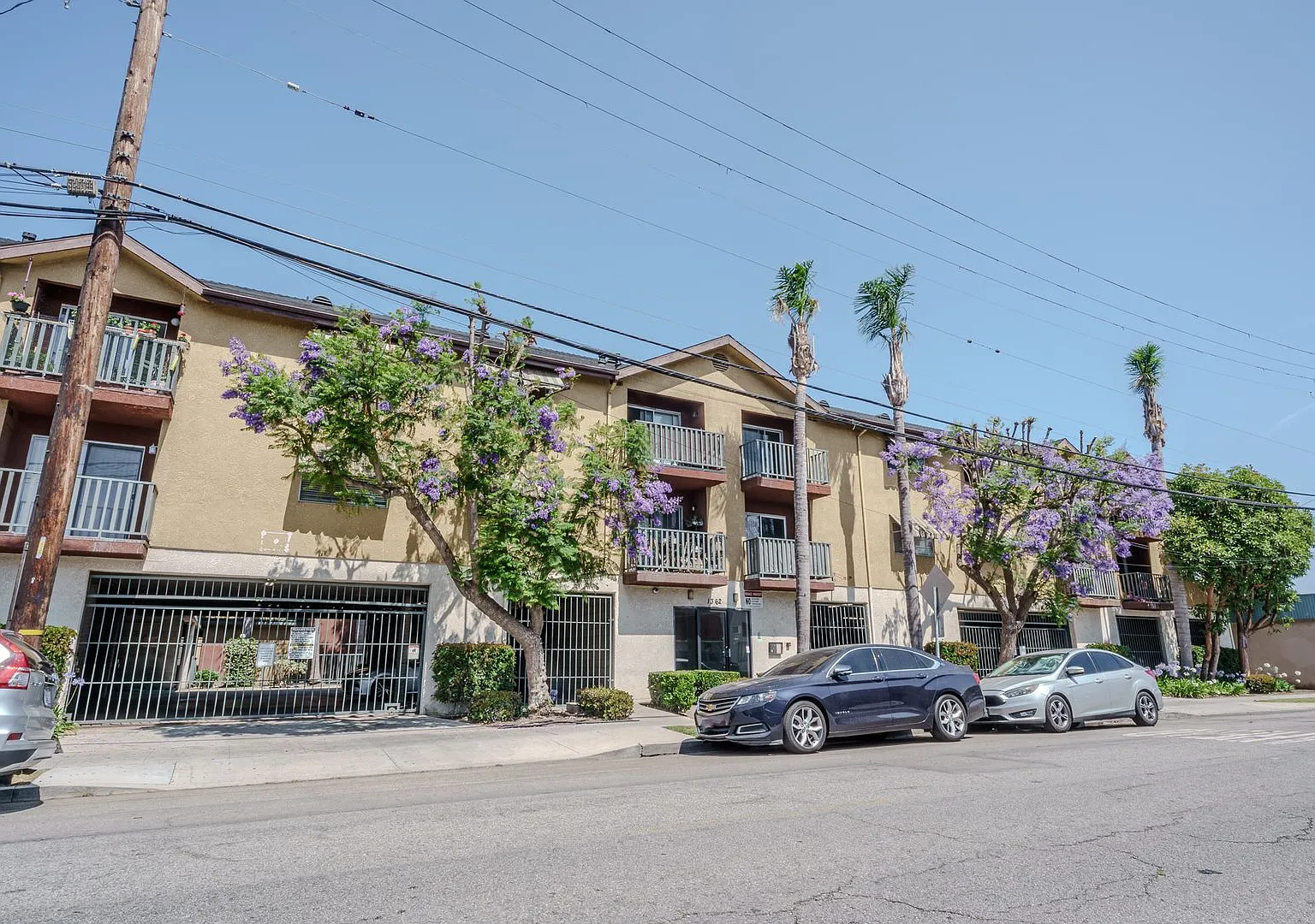 1362 Temple Ave. — Photo 1