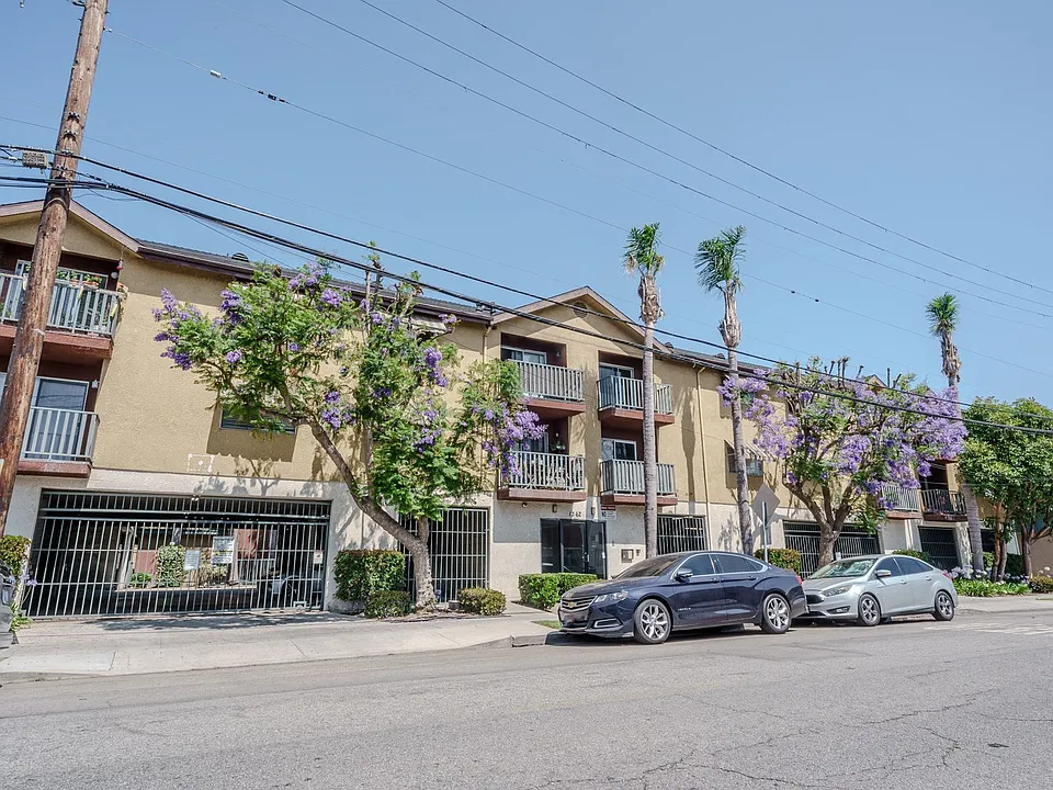 1362 Temple Ave.