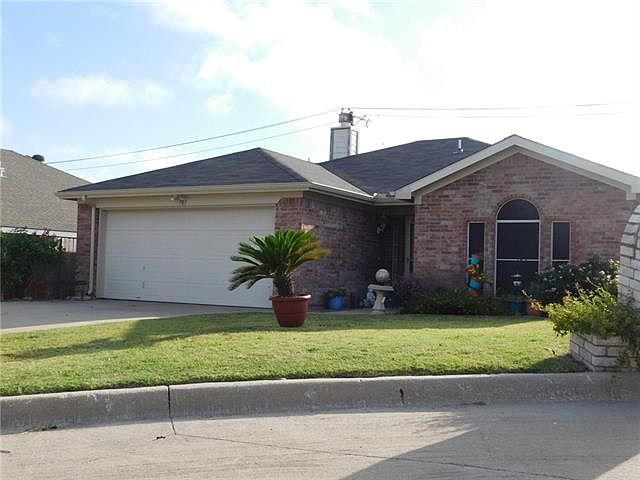 1st image of 783 Deauville Cir E