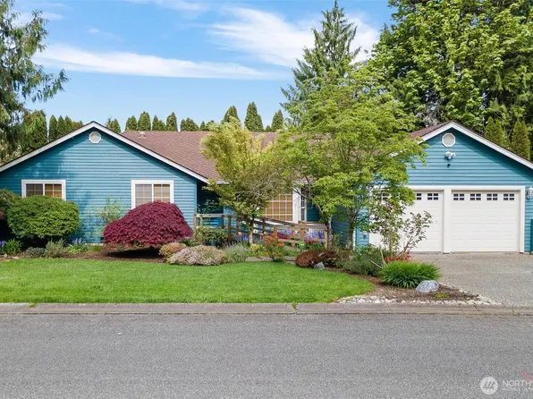 18304 N Cedarbough Loop, Arlington, WA 98223