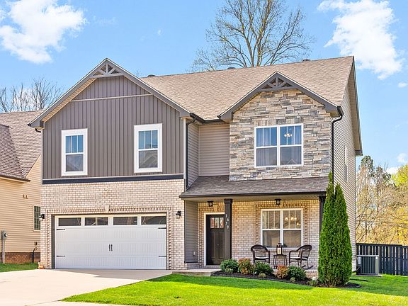 3rd image of 1679 Ellie Piper Cir