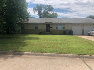 24 Summit Cir, Stillwater, OK 74075