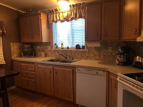 2nd image of 1857 N Pinewood Dr