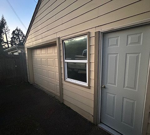 5th image of 2641 Bowman Rd