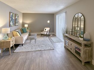 10925 SE 259th St #D204, Kent, WA 98030