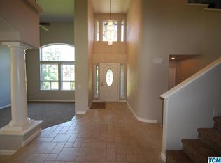 1225 N Tommy Ct, Visalia, CA 93291