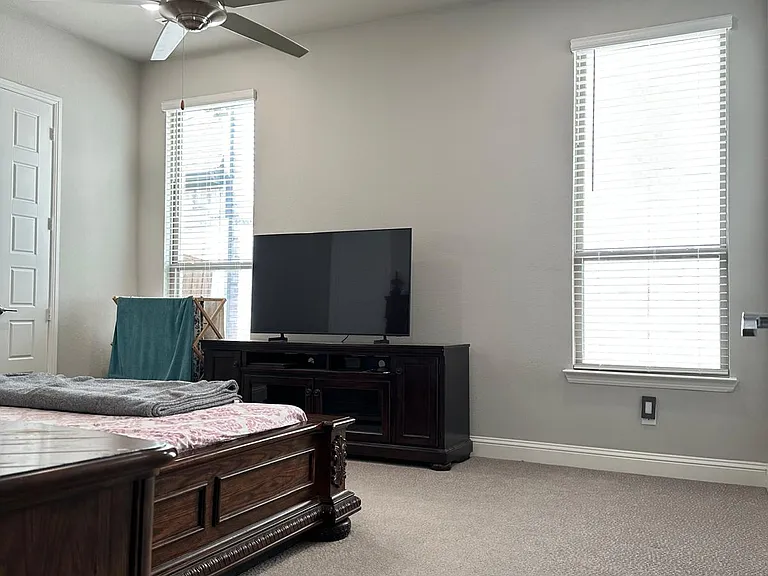 11433 Four Roses Trl — Photo 16