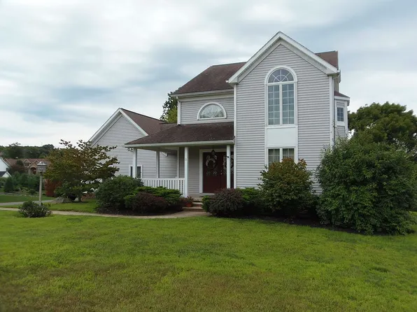 21 Tiller Rd, Shavertown, PA 18708