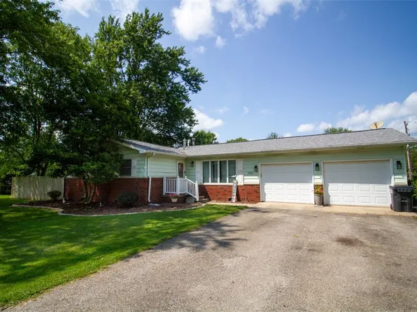 112 Linden St, Marshall, IL 62441