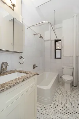 Rented by Traci Kuther, LREB | media 10