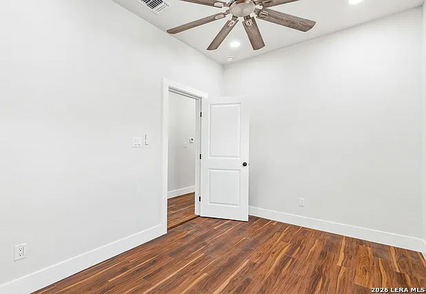 823 W French Pl — Photo 25