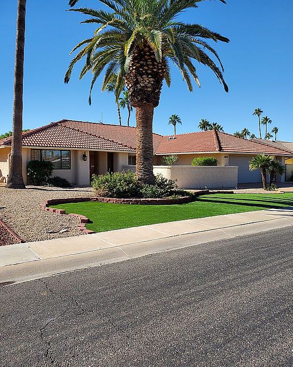1st image of 13615 W Pyracantha Dr