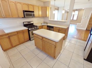 2511 Robb St, Baltimore, MD 21218