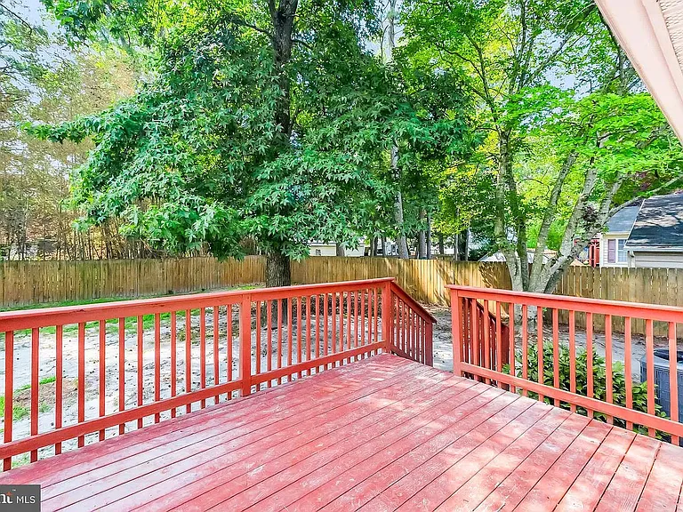 107 Walden Dr — Photo 21