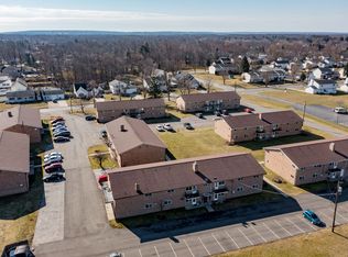 Holiday Meadows Apartments, Hamburg, NY 14075