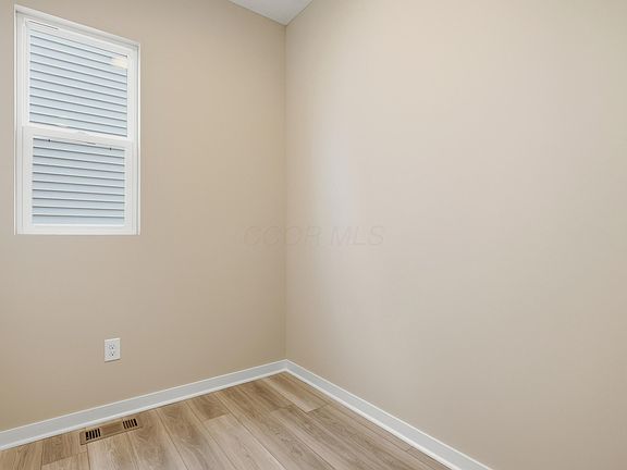5th image of 6465 White Star Dr