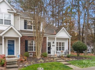 10255 Reindeer Way Ln, Charlotte, NC 28216