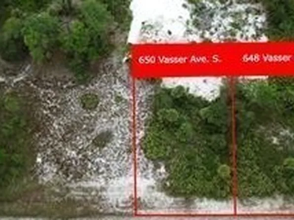 648 Vasser Ave S, Lehigh Acres, FL 33974
