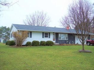 7025 D Dr S, Ceresco, MI 49033