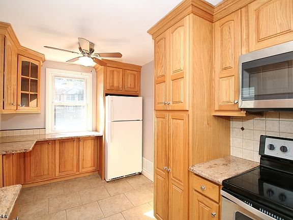 5th image of 13-45 Sunnyside Dr #1X