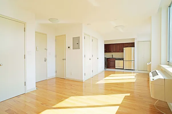 Rented by Compass | media 9