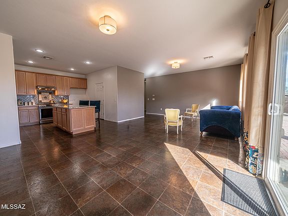 5th image of 833 W Paseo Celestial