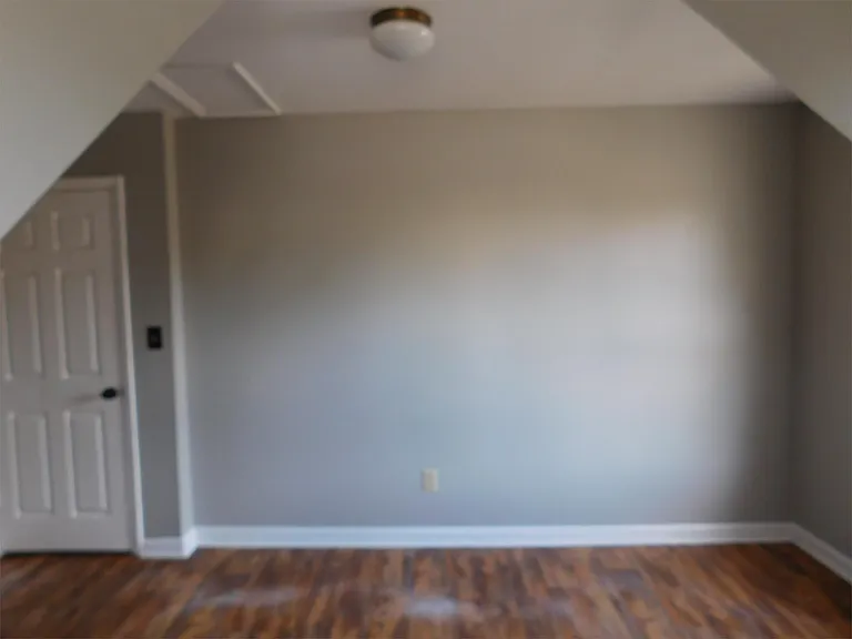 309 W Madison Ave #3 — Photo 4