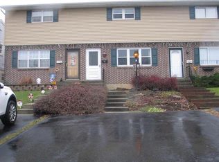 1322 Fairmont St, Whitehall, PA 18052