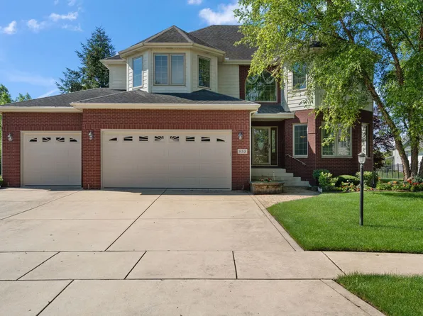 855 Pingel Pl, Crown Point, IN 46307