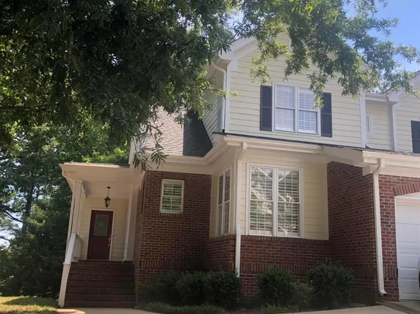 7601 Astoria Pl, Raleigh, NC 27612