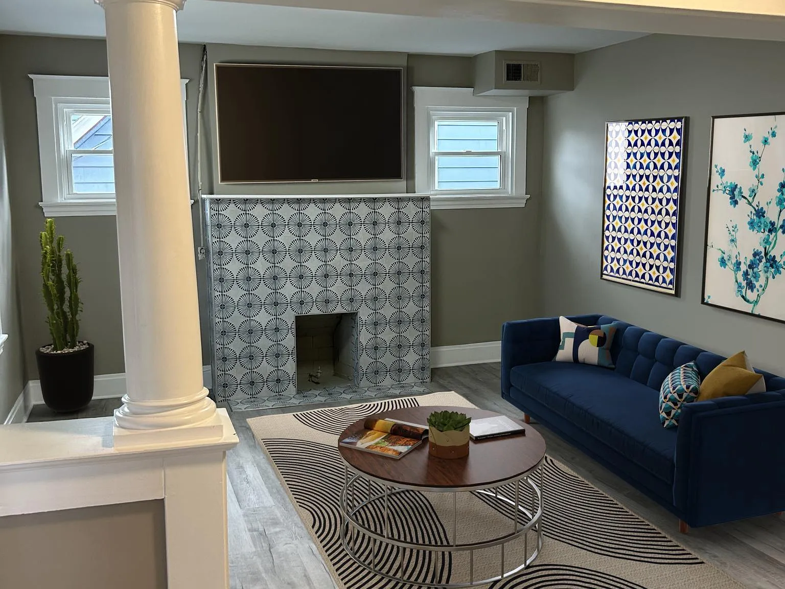 425 McGregor Ave — Photo 1