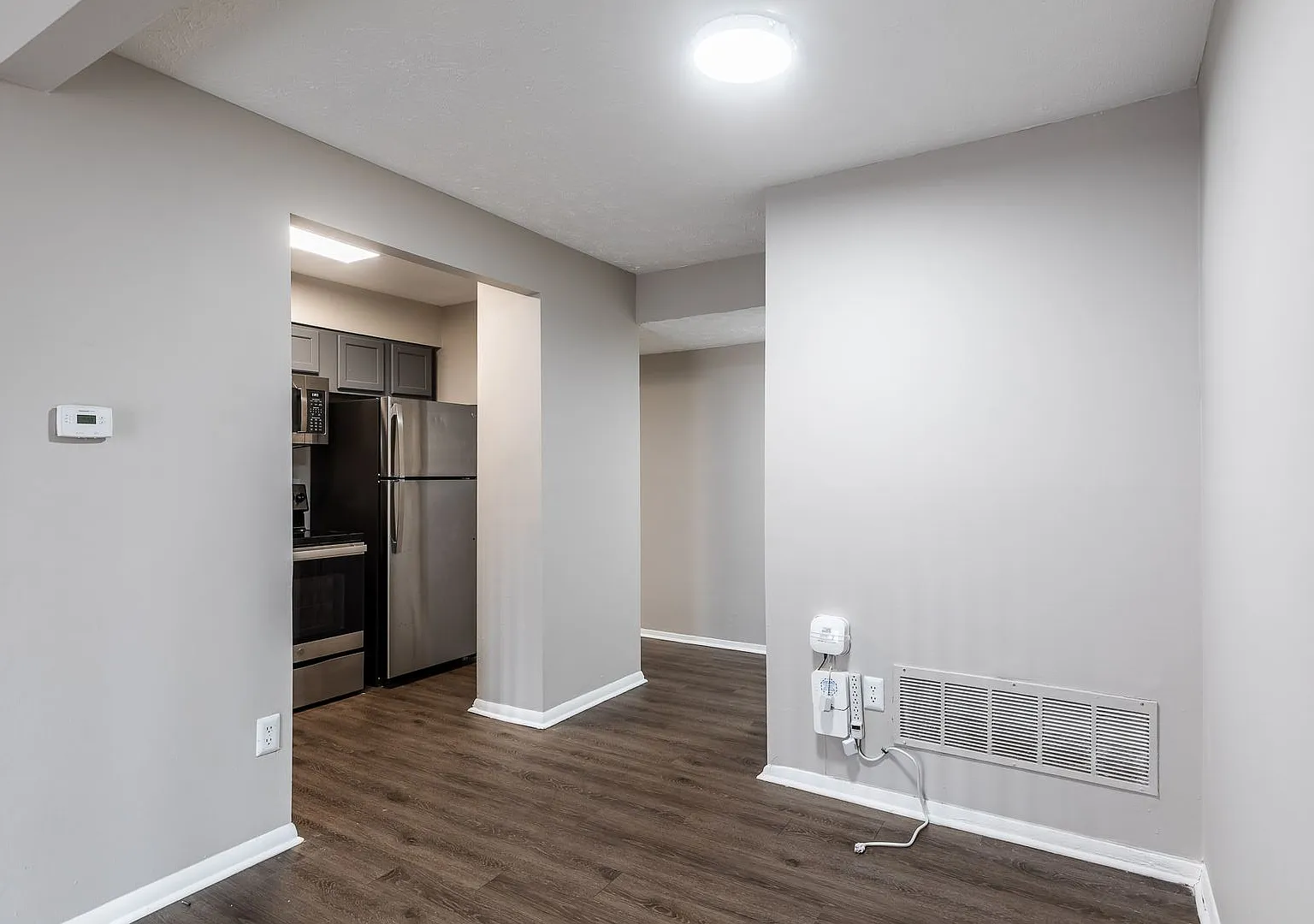 605 Hanna Ave Apartments — Photo 3