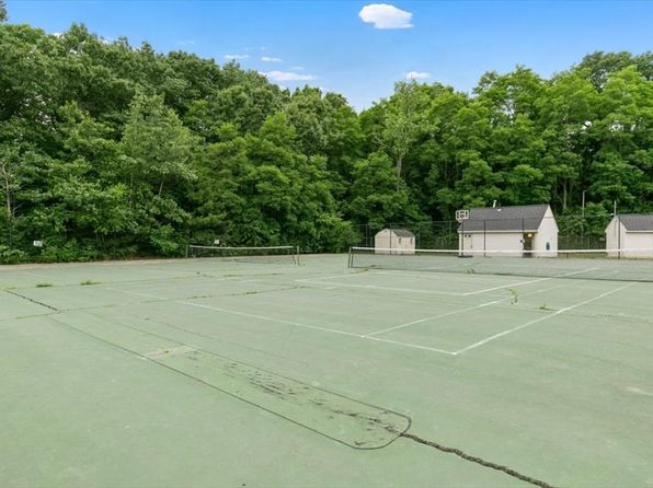 100 Merrimack Ave APT 21, Dracut, MA 01826