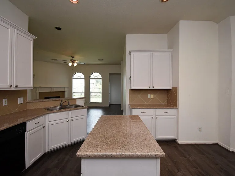 128 Long Canyon Ln — Photo 13