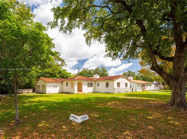747 Palermo Ave, Coral Gables, FL 33134