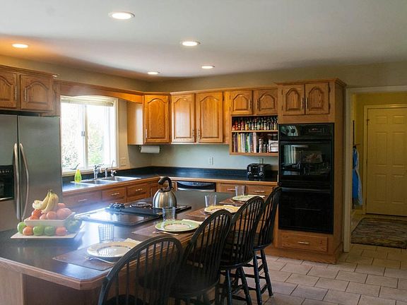 Kitchen with large island cooktop