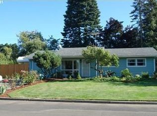 19044 NE Hoyt St, Portland, OR 97230